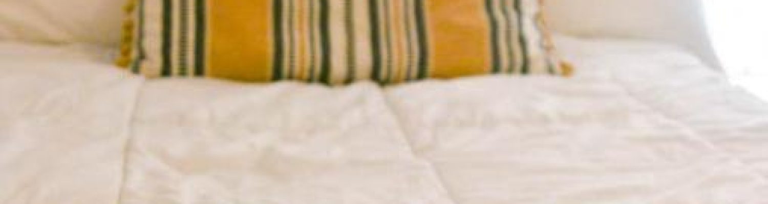 koukaki studio double bed