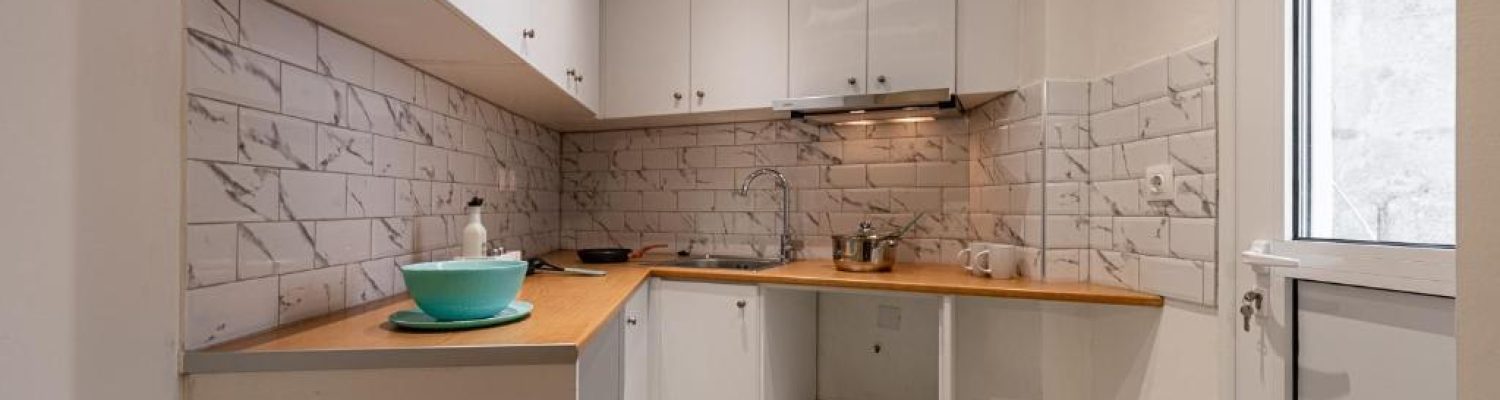 underacropolishillkitchen